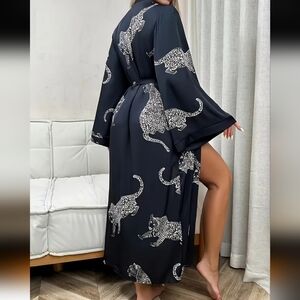 Black Robe Leopard and Puma Print . size M